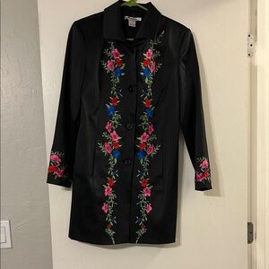 Black Floral-Embroidered Long Blazer Coat - Women